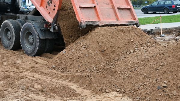 Fill Dirt Delivery in Fresno
